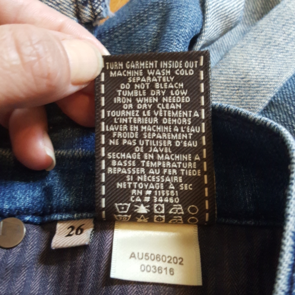 7 for all mankind studded jean shorts - Picture 5 of 5